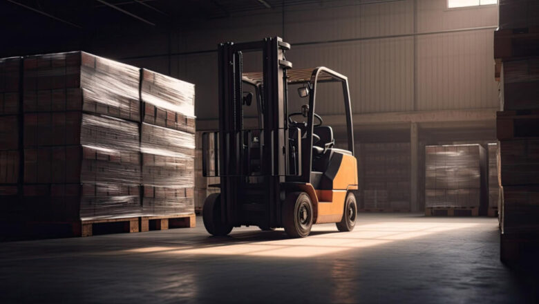 Co to jest elastyczne skalowanie floty podczas wynajmu wózka widłowego?