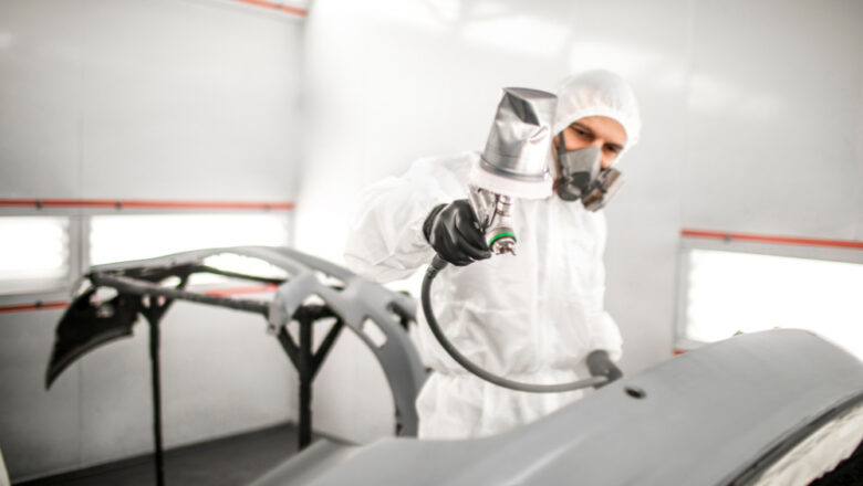 Blacharz Samochodowy: Mistrz Odnawiania Piękna Twojego Pojazdu