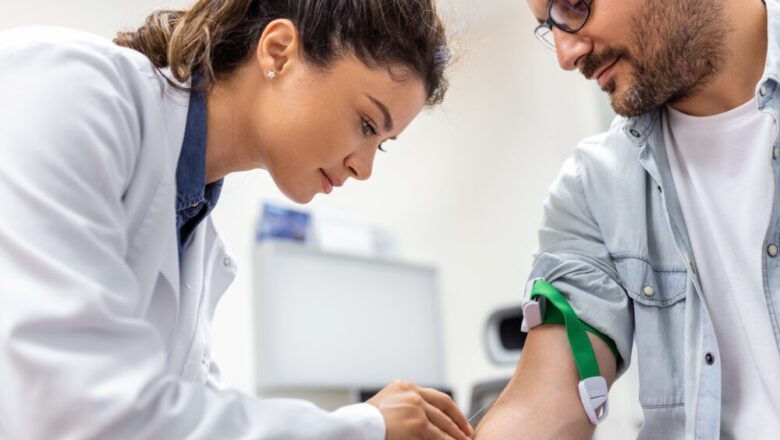 Papierosy a badanie krwi — dlaczego nie należy palić przed morfologią?