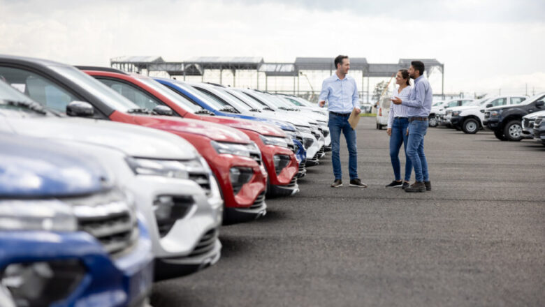 Przewodnik po salonie Volkswagen w Warszawie – co należy wiedzieć przed zakupem?