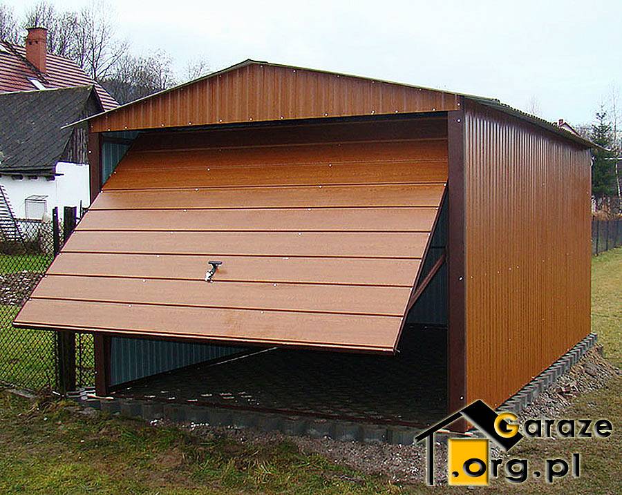 garaz-blaszany-3x5-zloty-dab-imitacja-drewna-garaze-org-pl-2024.jpg