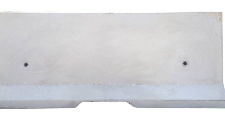 Betonowe bariery U-14b — cechy produktów i normy, które pozwalają na ich zastosowanie